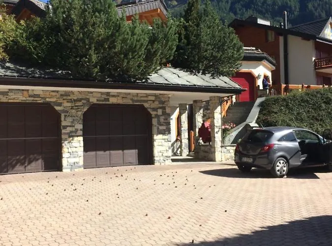 Octogon - Free Parking - Wii - Sportarena Lägenhet